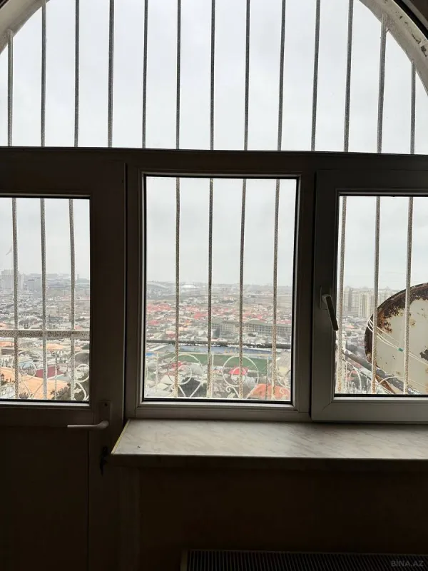 Satılır 4 otaqlı həyət evi 288 m²