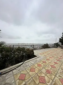 Satılır 4 otaqlı həyət evi 288 m²