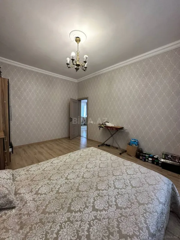 Satılır 4 otaqlı həyət evi 288 m²