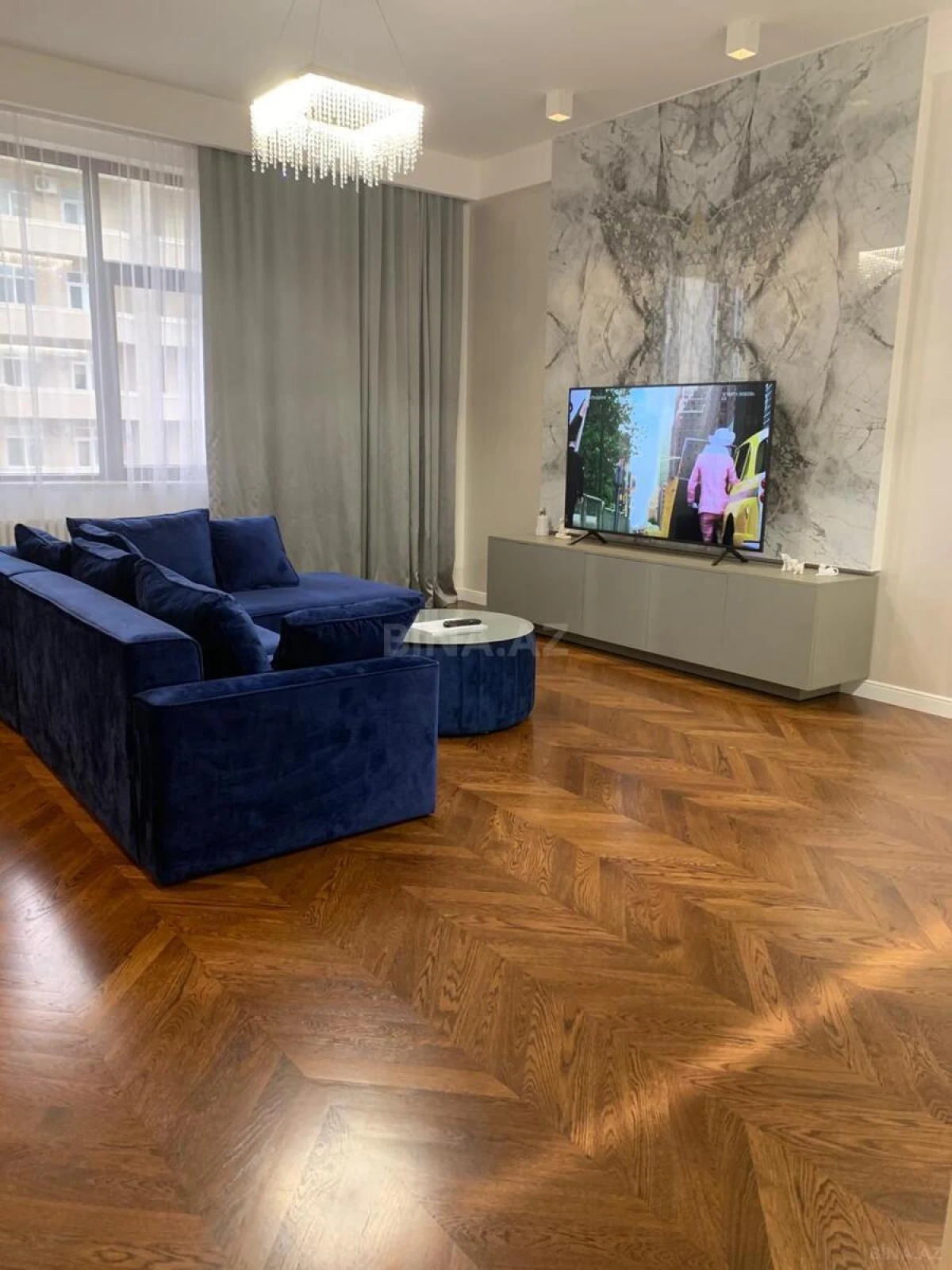 Satılır 3 otaqlı mənzil 112 m²