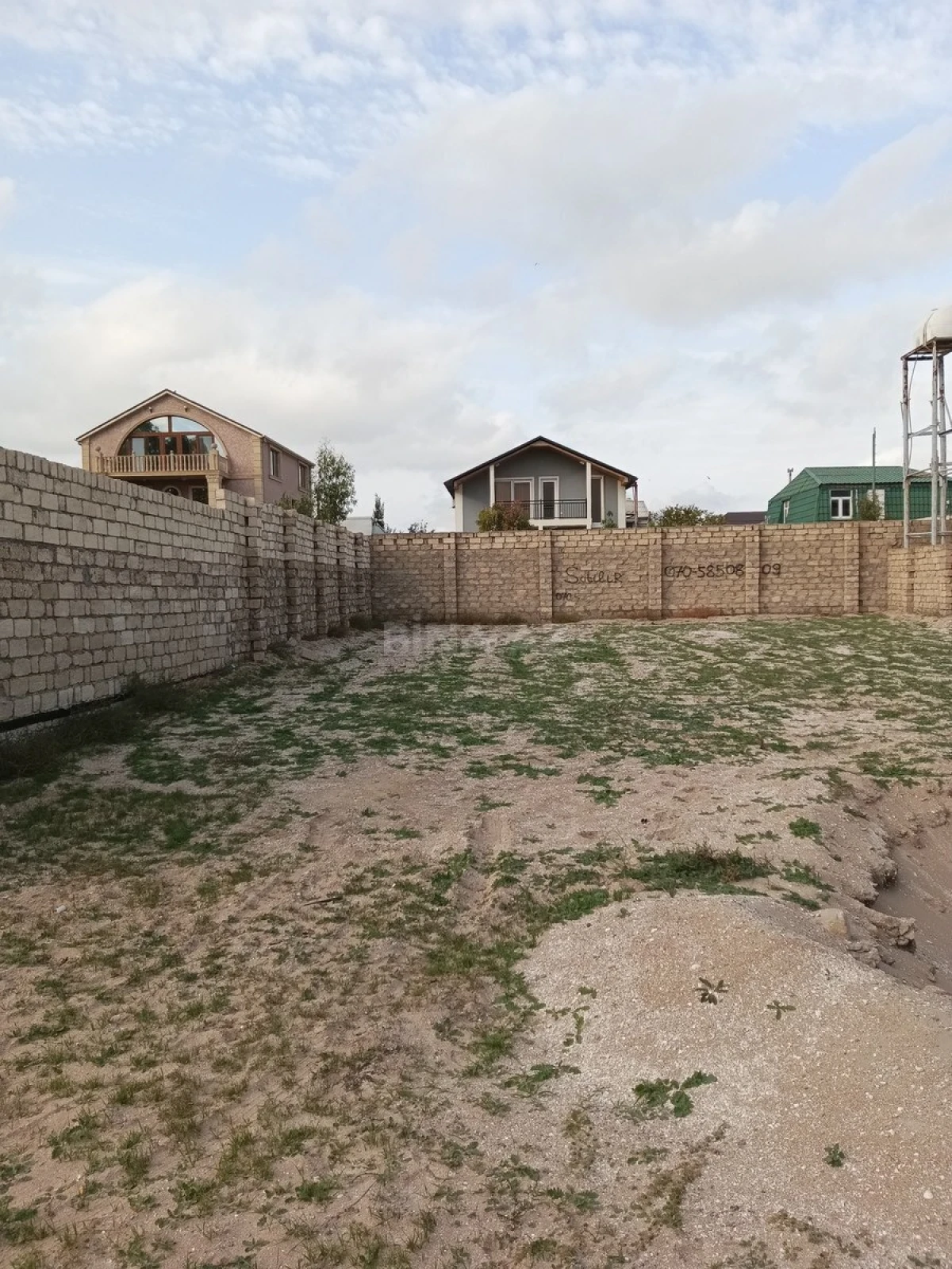 Satılır torpaq sahəsi 6 m²