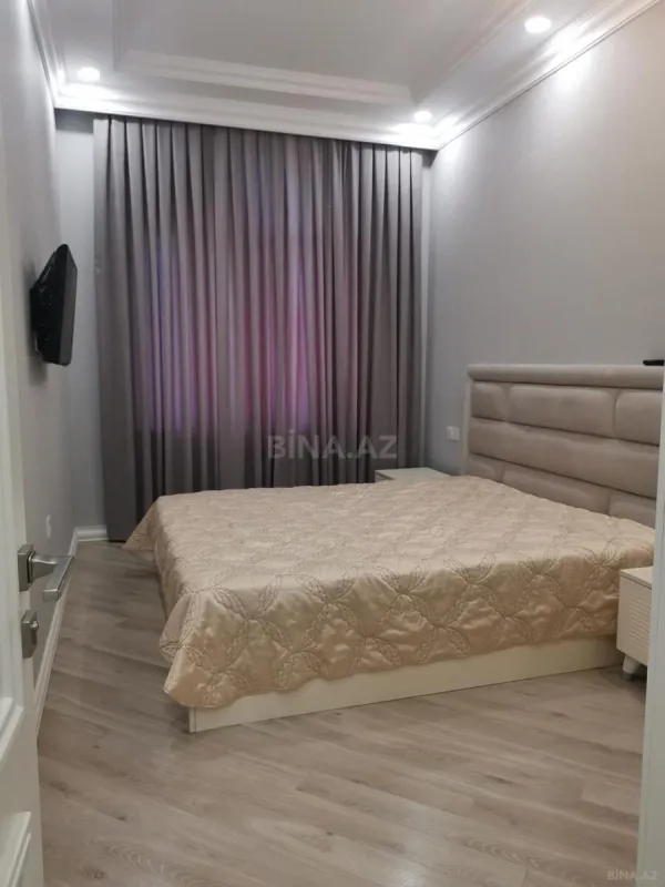 Kirayə verilir 2 otaqlı mənzil 80 m²