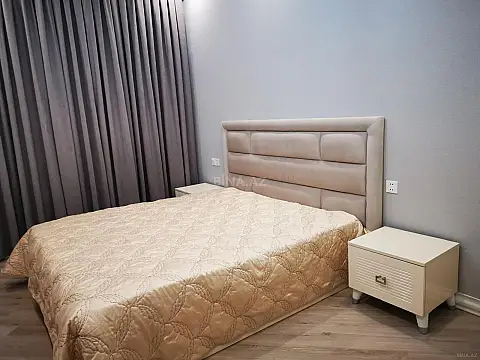 Kirayə verilir 2 otaqlı mənzil 80 m² — Bakı, Sahil qəs. 2 otaq 80.00 m²