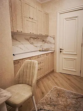 Kirayə verilir 2 otaqlı mənzil 80 m²