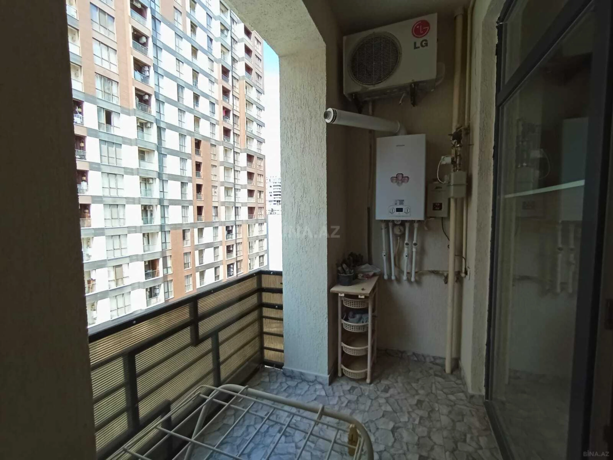 Kirayə verilir 2 otaqlı mənzil 73 m²