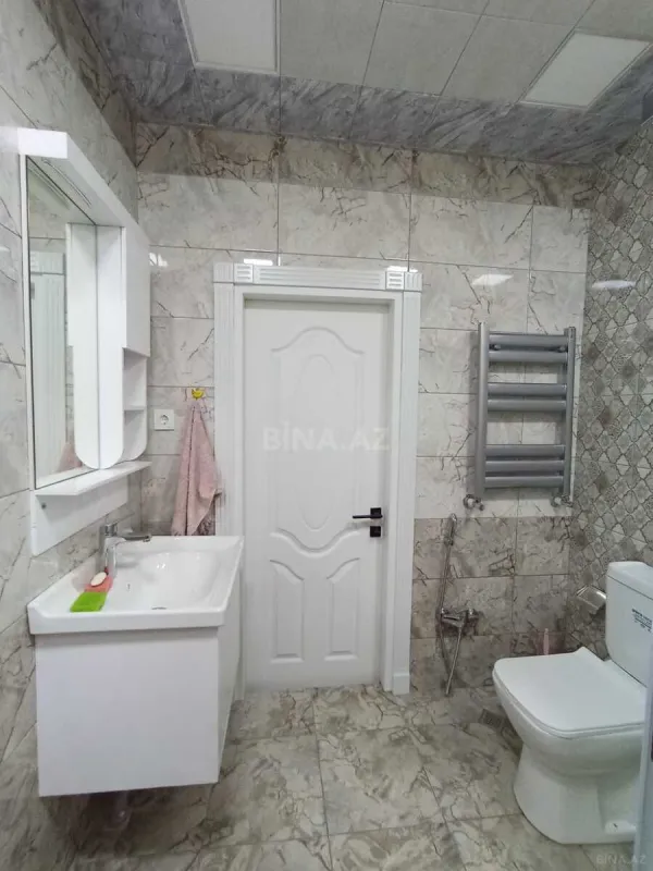 Kirayə verilir 2 otaqlı mənzil 73 m²