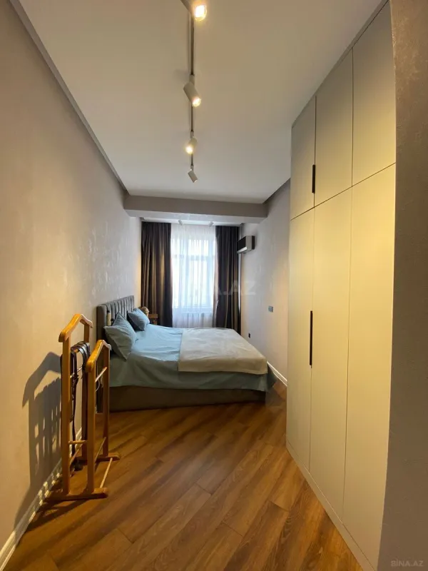 Satılır 3 otaqlı mənzil 94.5 m²