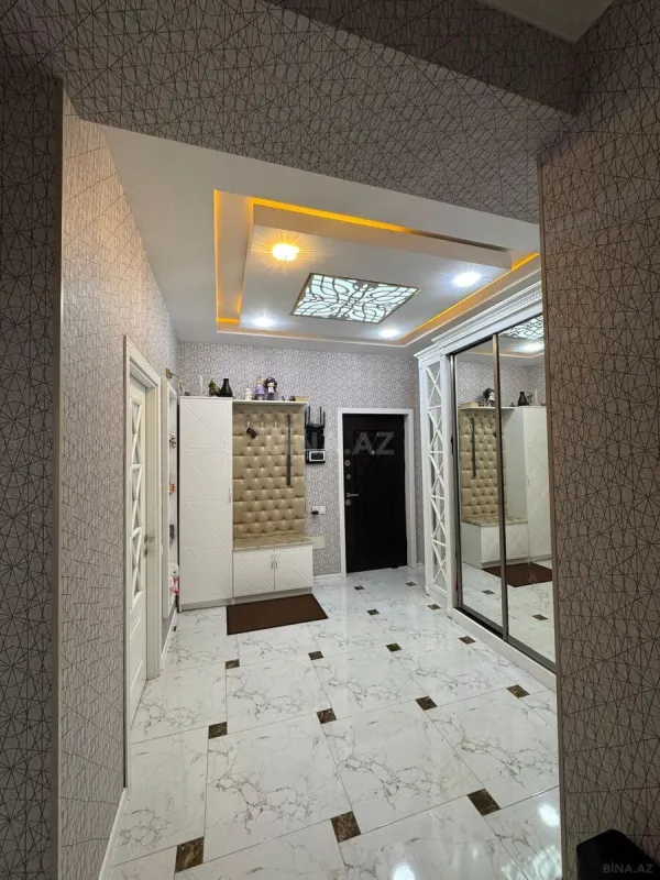 Satılır 2 otaqlı mənzil 71 m²
