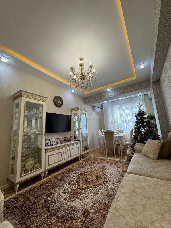 Satılır 2 otaqlı mənzil 71 m²