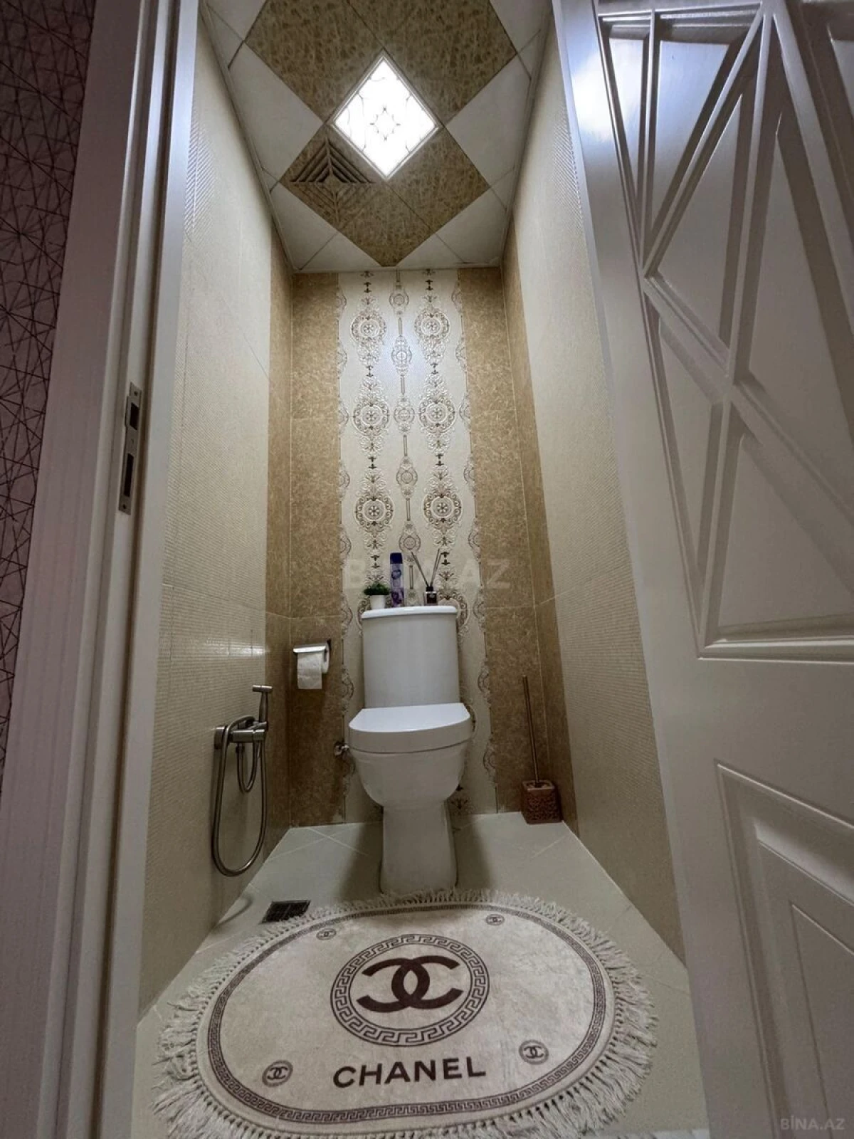 Satılır 2 otaqlı mənzil 71 m²