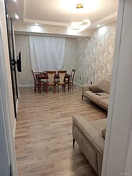 Satılır 2 otaqlı mənzil 64 m²