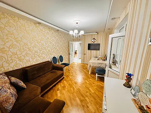 Satılır 3 otaqlı mənzil 60 m²
