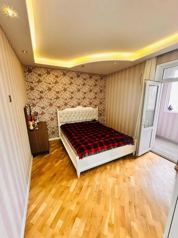Satılır 3 otaqlı mənzil 60 m²