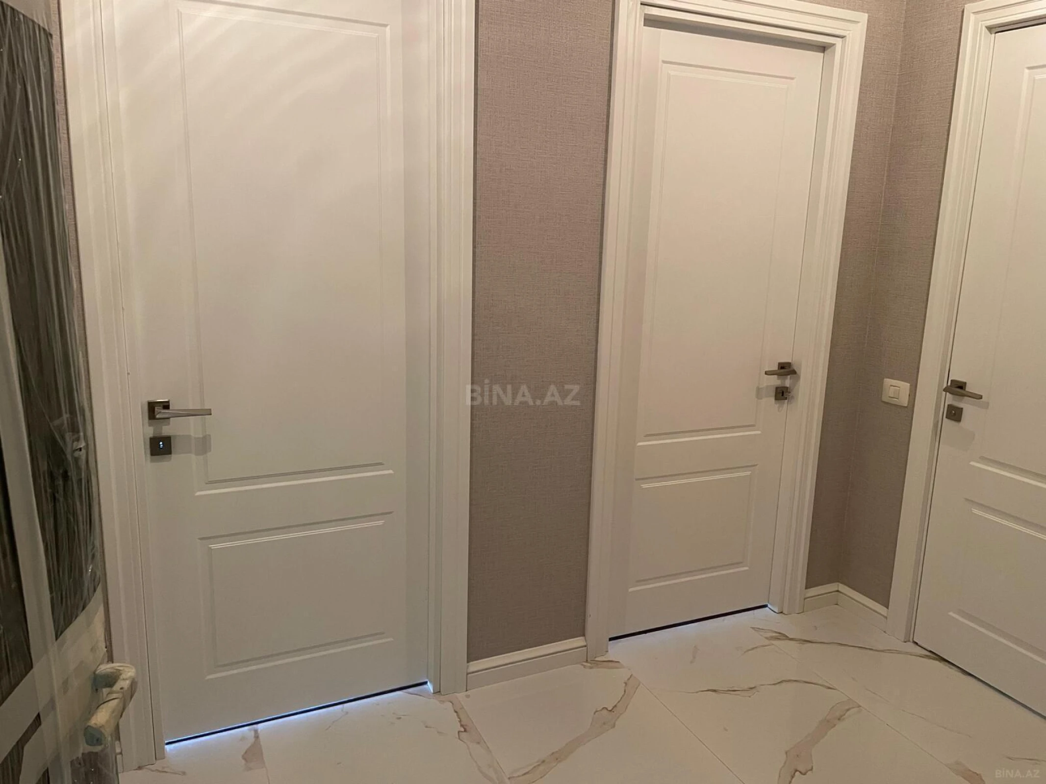 Satılır 3 otaqlı mənzil 72 m²