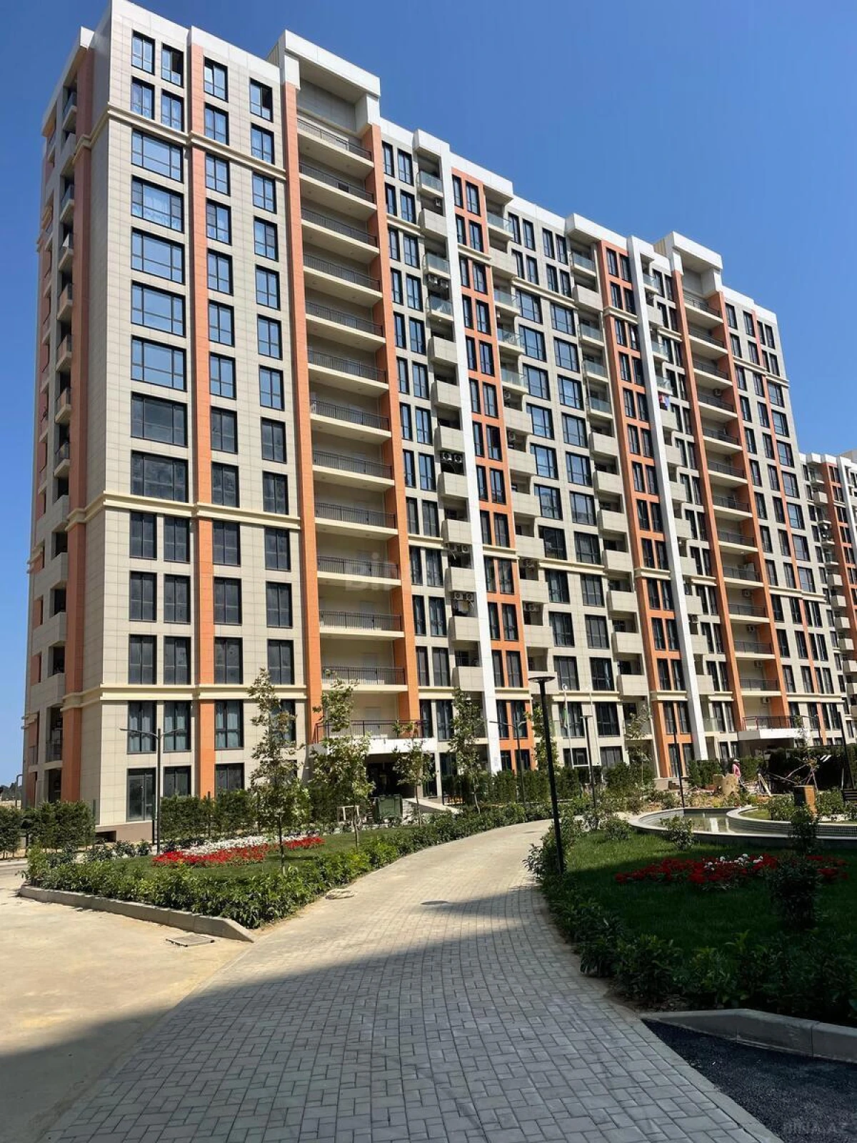 Satılır 3 otaqlı mənzil 72 m²