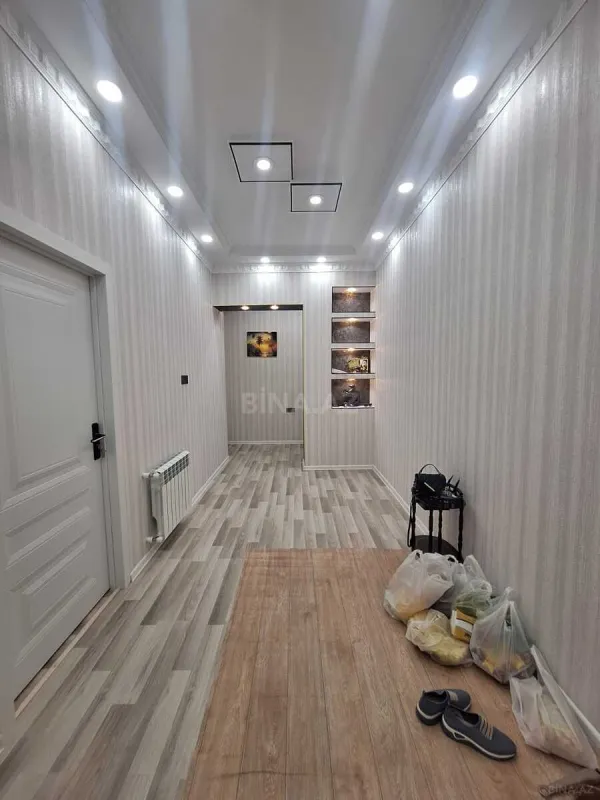 Satılır 5 otaqlı mənzil 120 m²