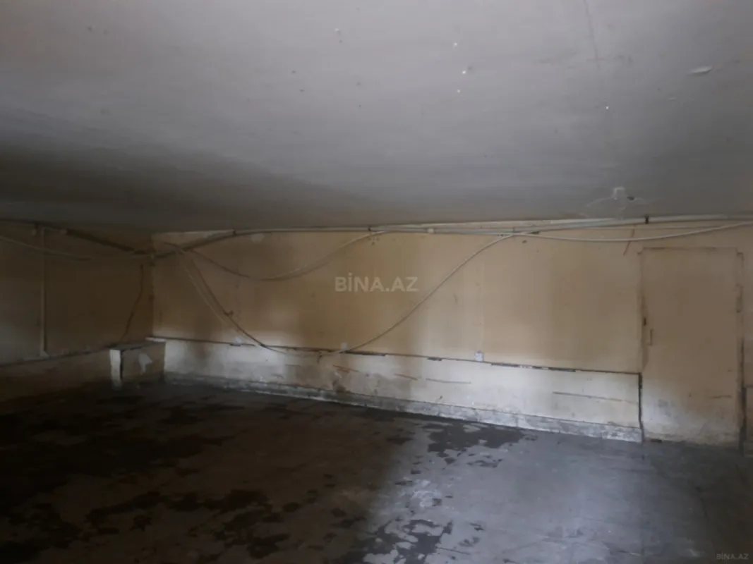 Satılır 5 otaqlı mənzil 120 m²
