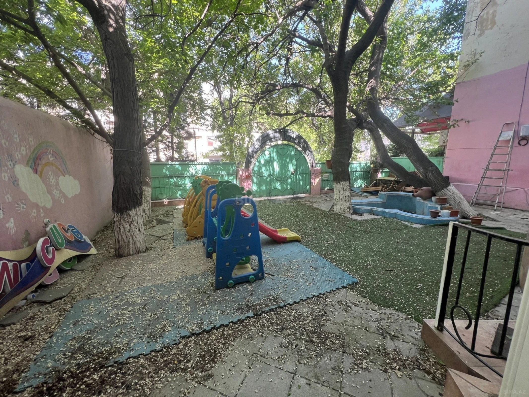 Kirayə verilir obyekt 200 m²