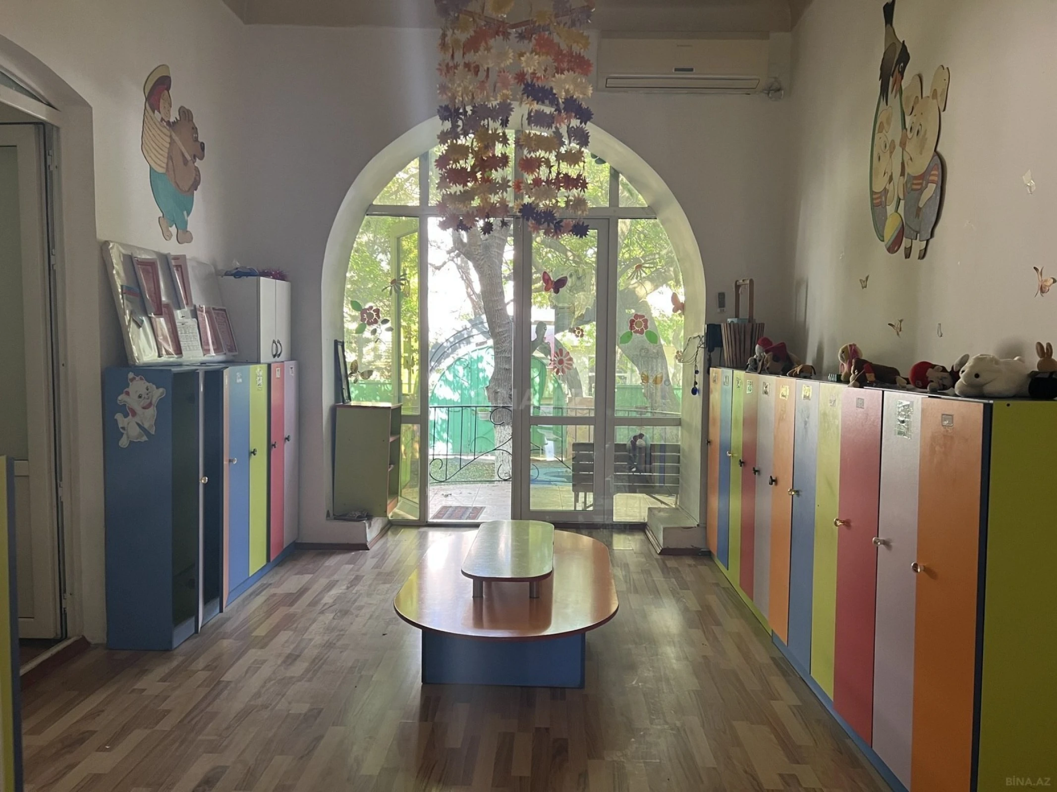 Kirayə verilir obyekt 200 m²