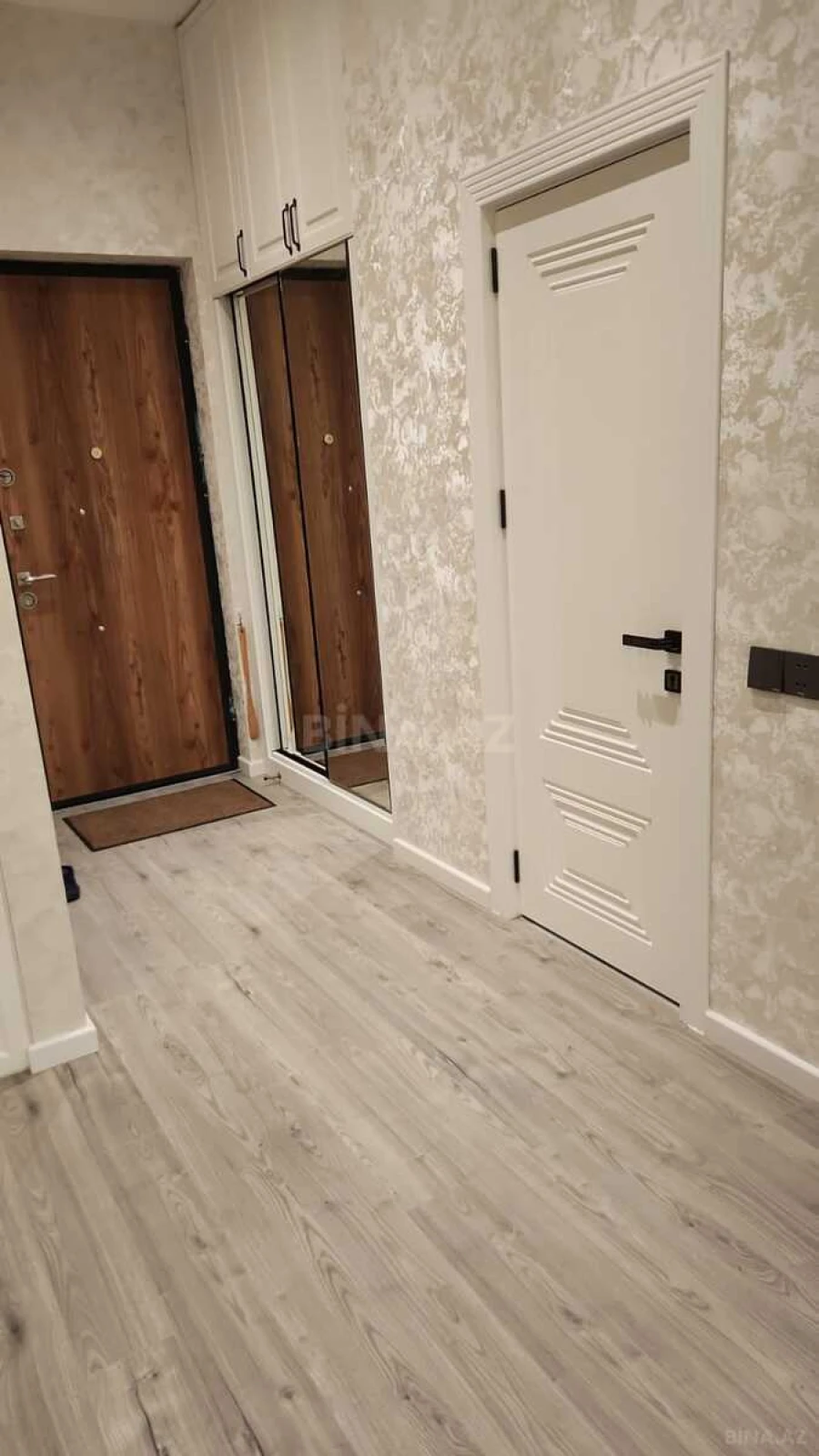 Kirayə verilir 2 otaqlı mənzil 72 m²