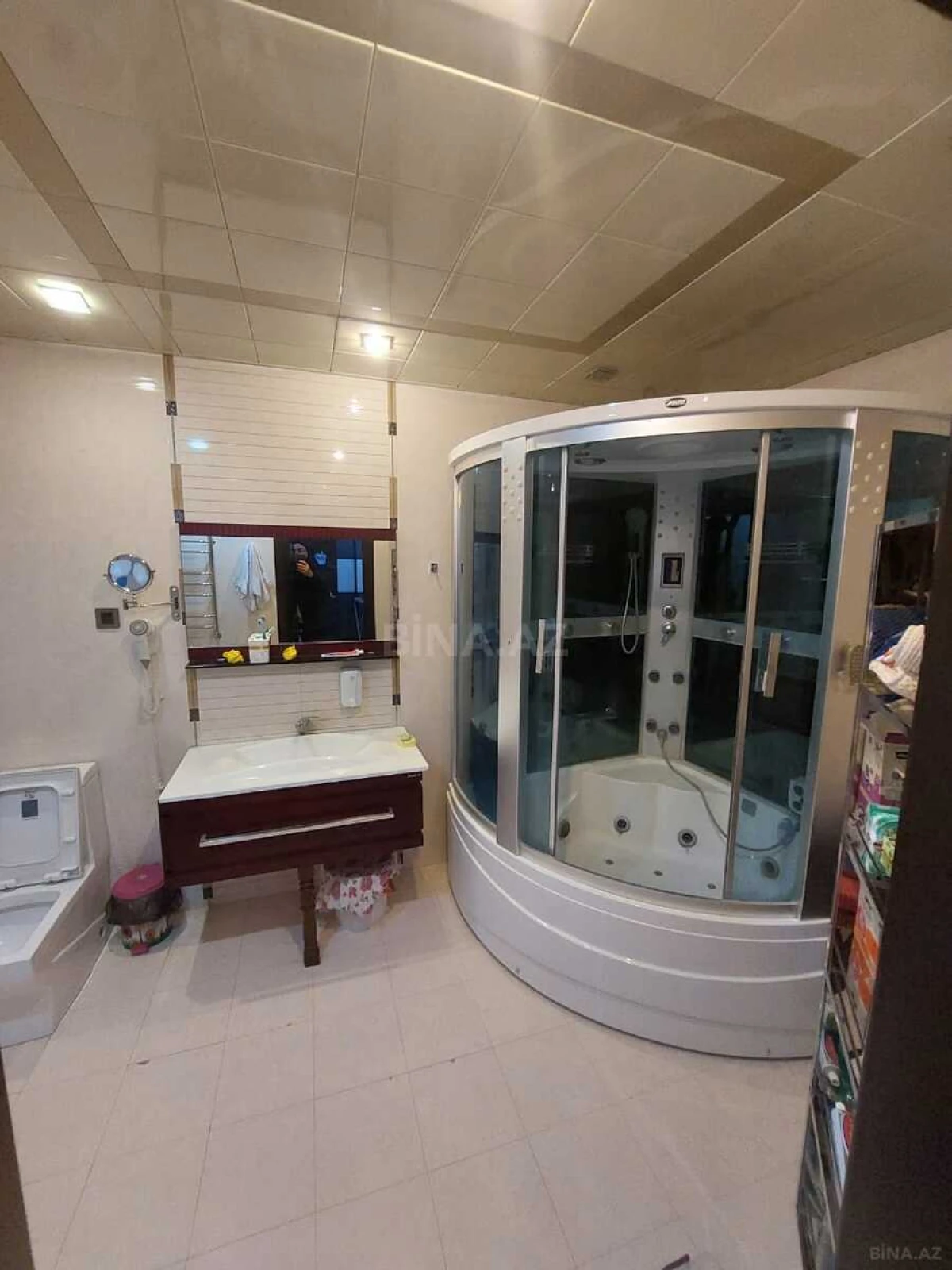 Kirayə verilir 3 otaqlı mənzil 135 m²