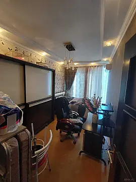 Kirayə verilir 3 otaqlı mənzil 135 m²