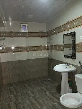 Kirayə verilir 2 otaqlı mənzil 80 m²