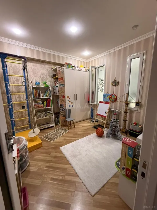 Satılır 3 otaqlı mənzil 75 m²