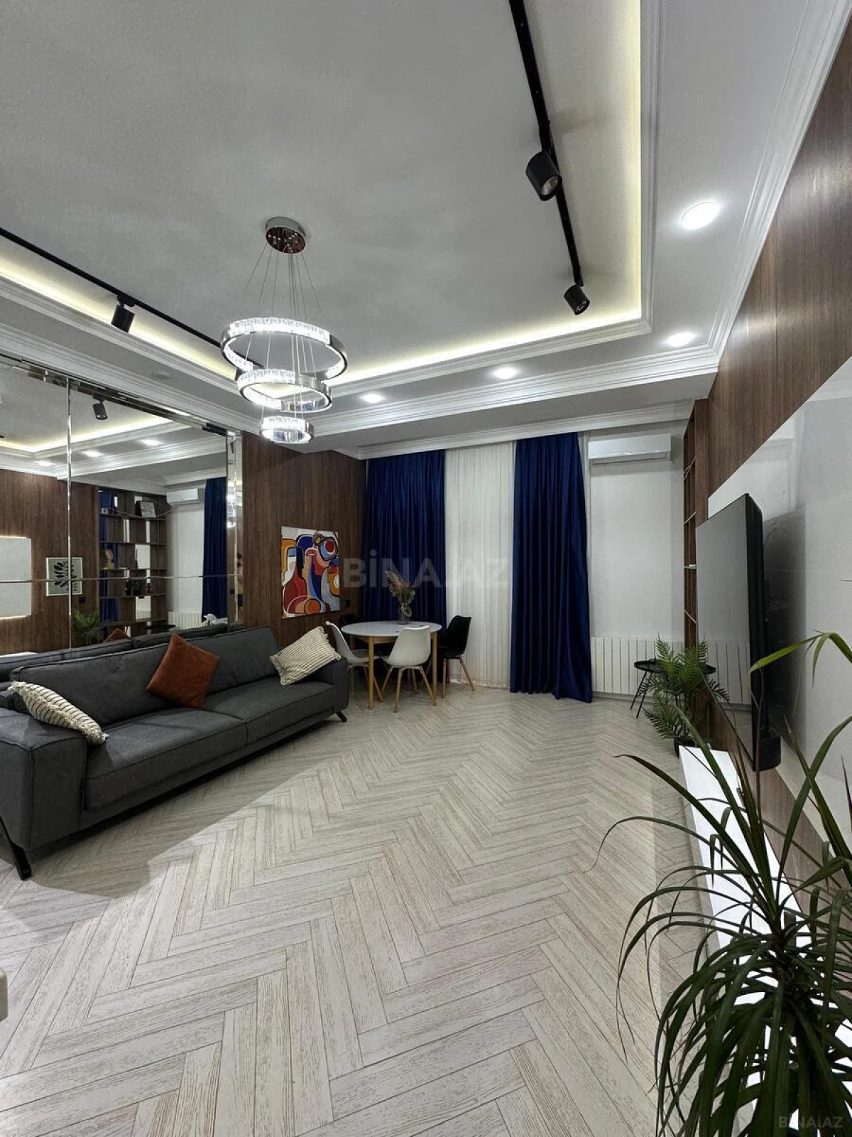 Kirayə verilir 3 otaqlı mənzil 100 m²