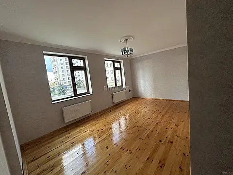 Satılır 4 otaqlı mənzil 110 m²