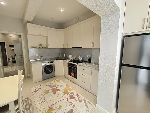 Kirayə verilir 2 otaqlı mənzil 100 m²