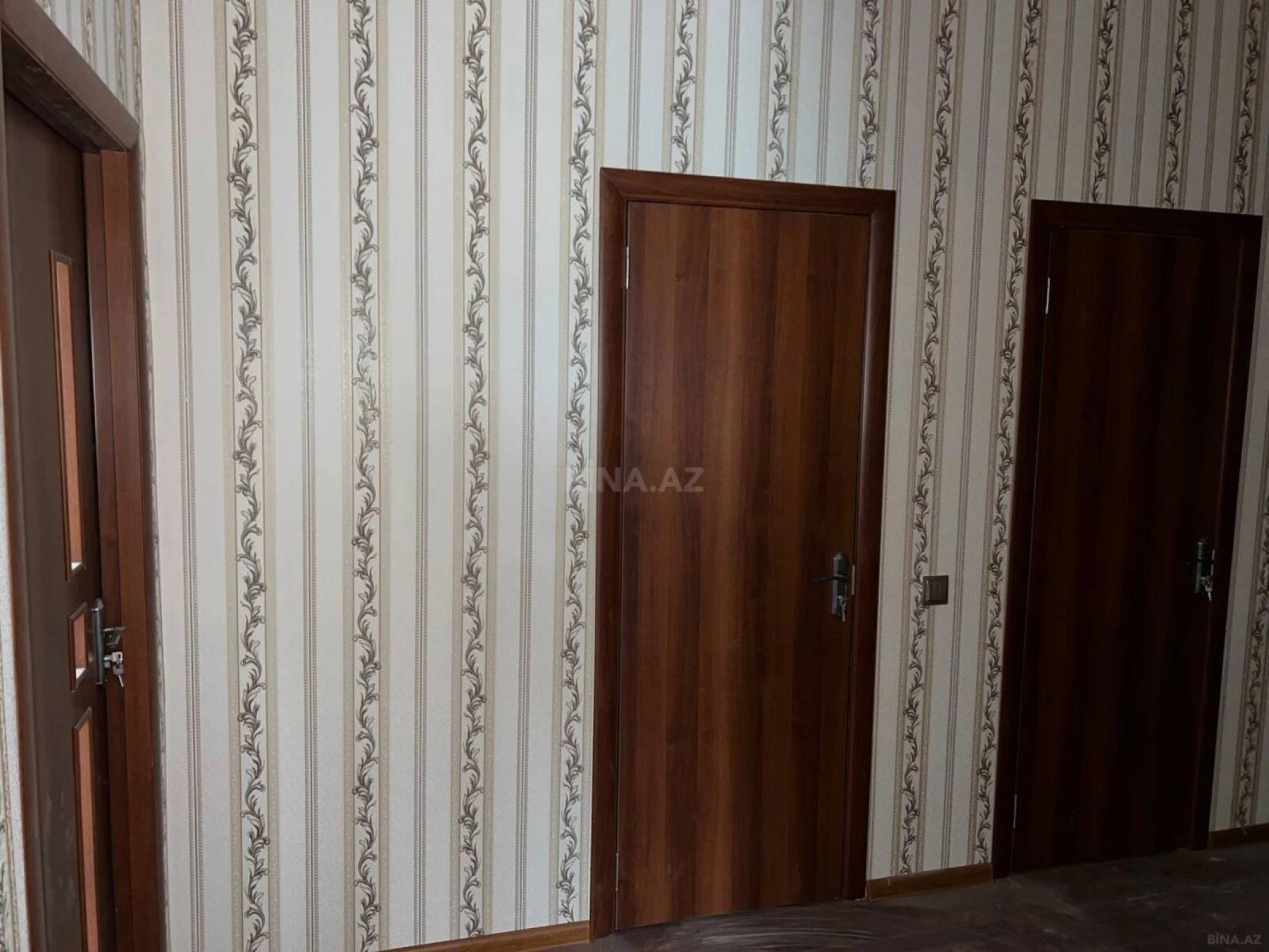 Satılır 2 otaqlı mənzil 87.6 m²