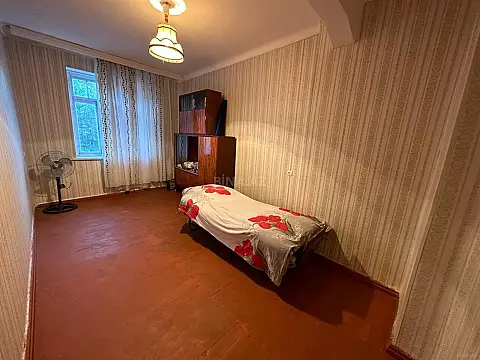 Satılır 2 otaqlı mənzil 47 m²