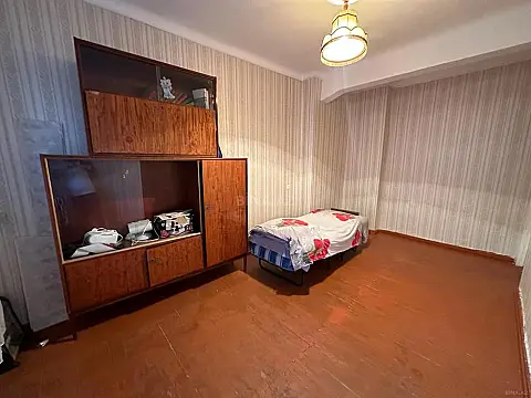 Satılır 2 otaqlı mənzil 47 m²