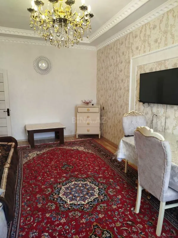 Satılır 4 otaqlı həyət evi 113 m²
