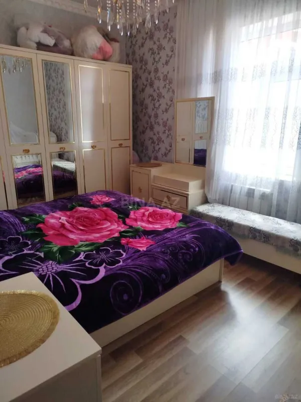 Satılır 4 otaqlı həyət evi 113 m²