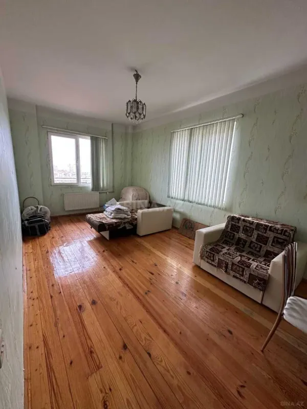 Satılır 3 otaqlı mənzil 115 m²