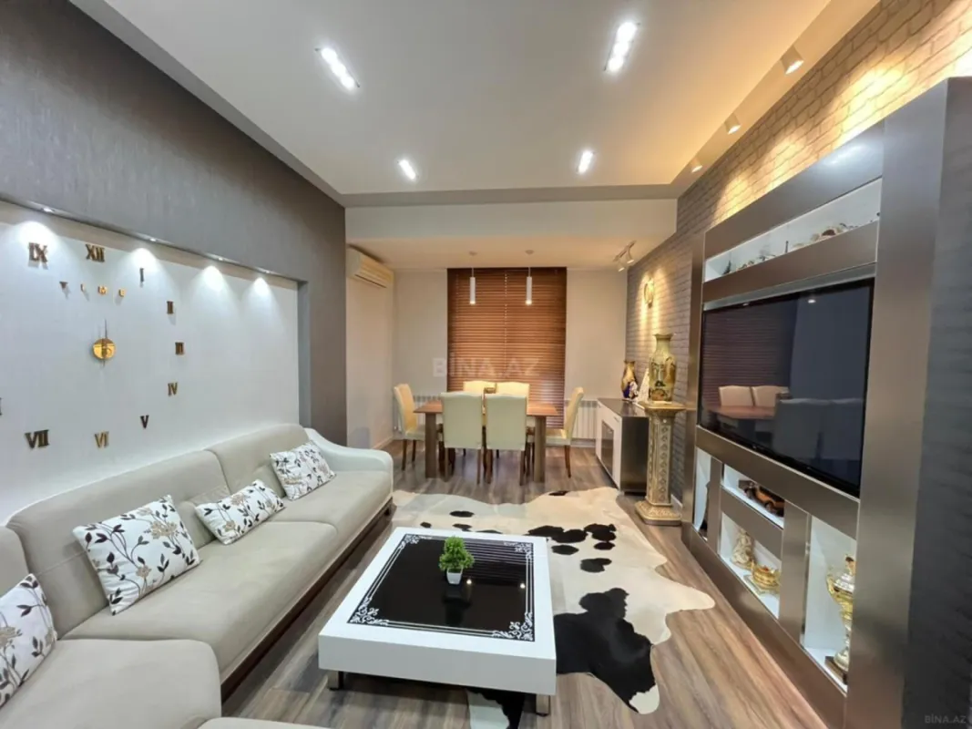 Satılır 3 otaqlı mənzil 110 m²