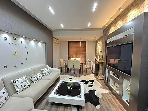 Satılır 3 otaqlı mənzil 110 m²