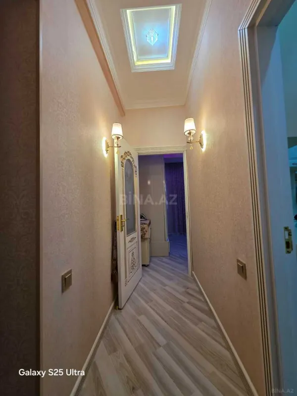 Satılır 2 otaqlı mənzil 84 m²