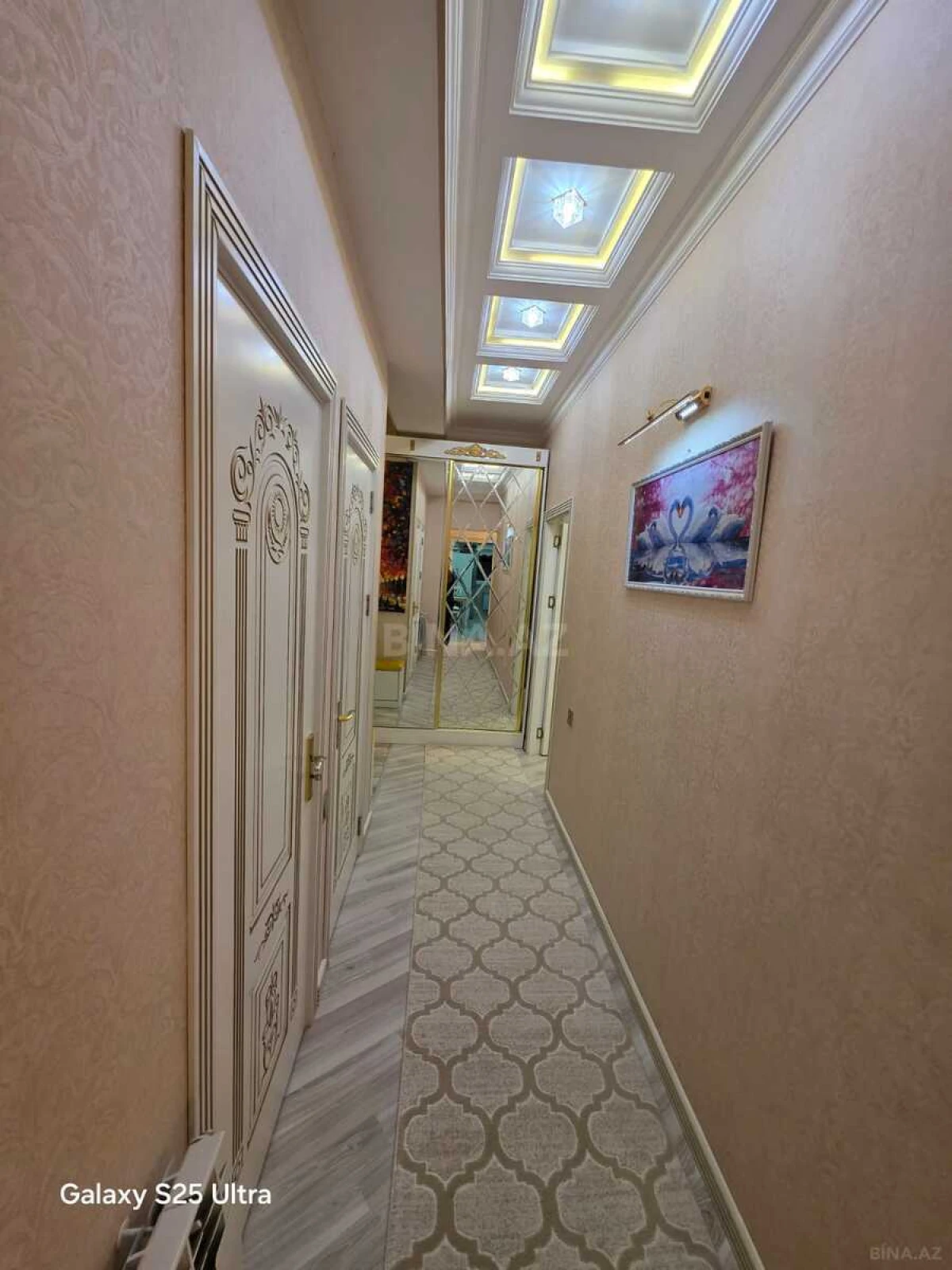 Satılır 2 otaqlı mənzil 84 m²