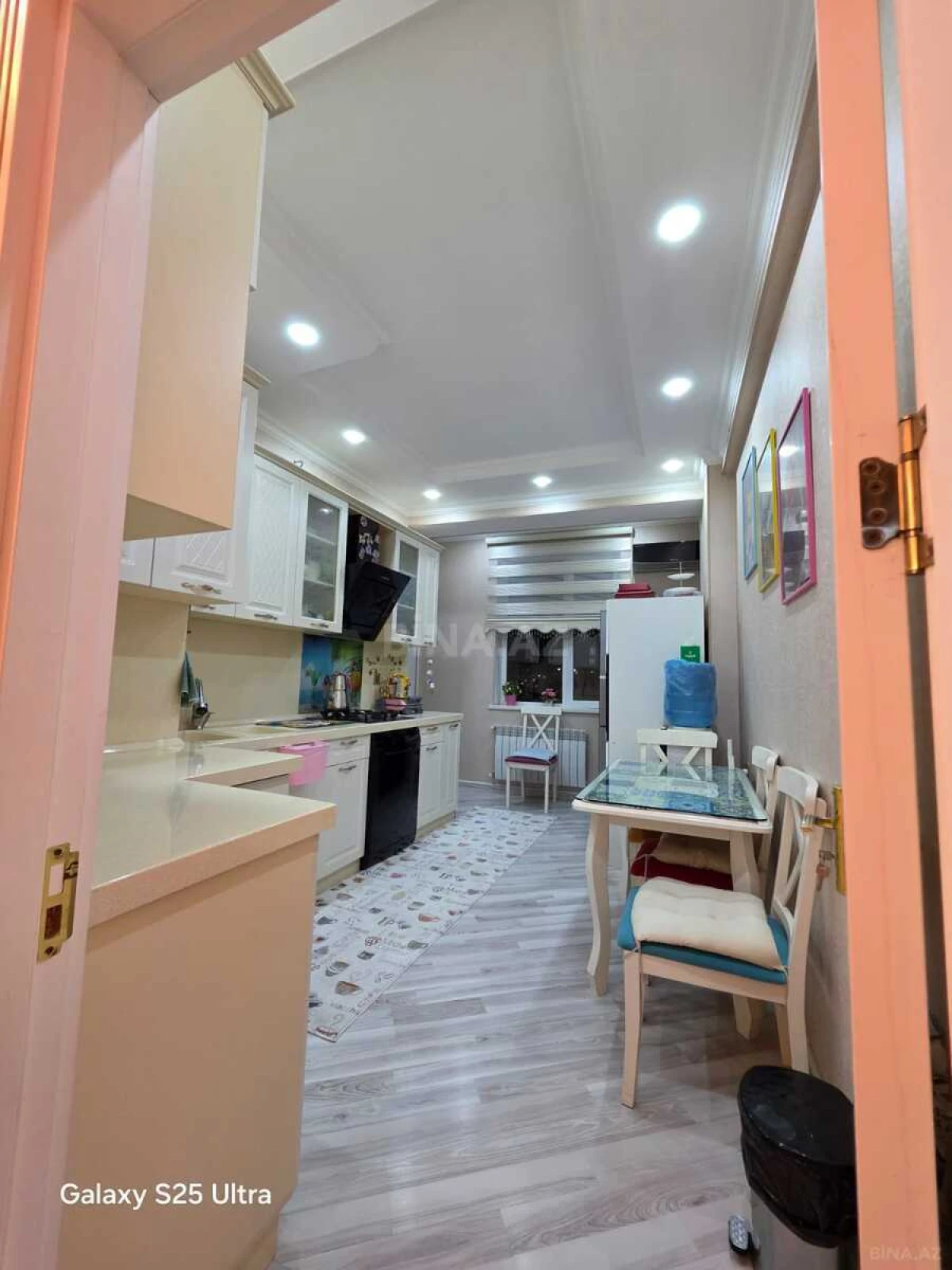 Satılır 2 otaqlı mənzil 84 m²