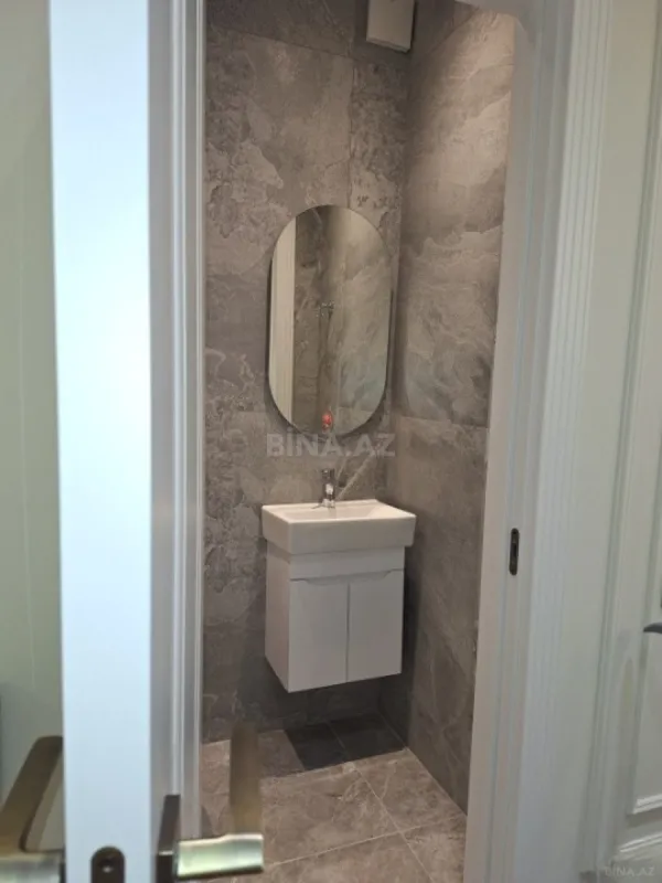 Satılır 2 otaqlı mənzil 80 m²