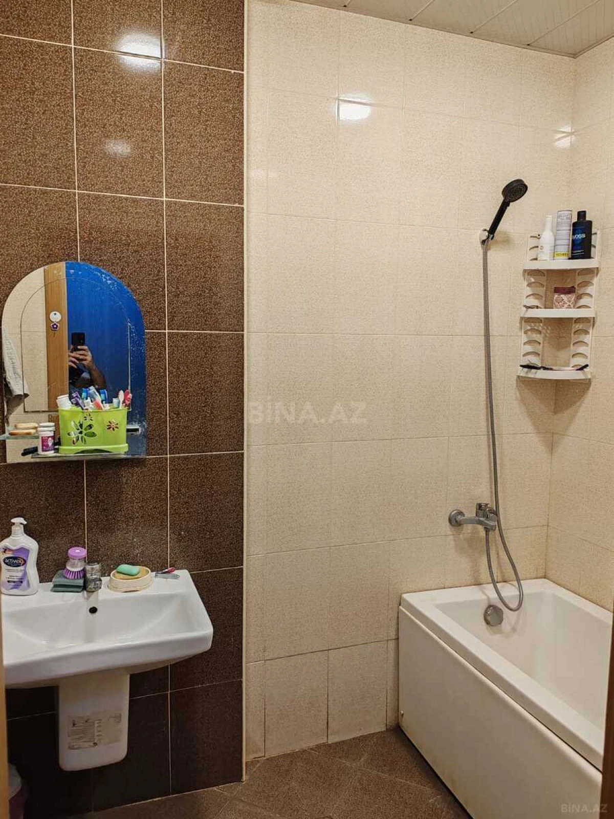 Satılır 3 otaqlı mənzil 107 m²