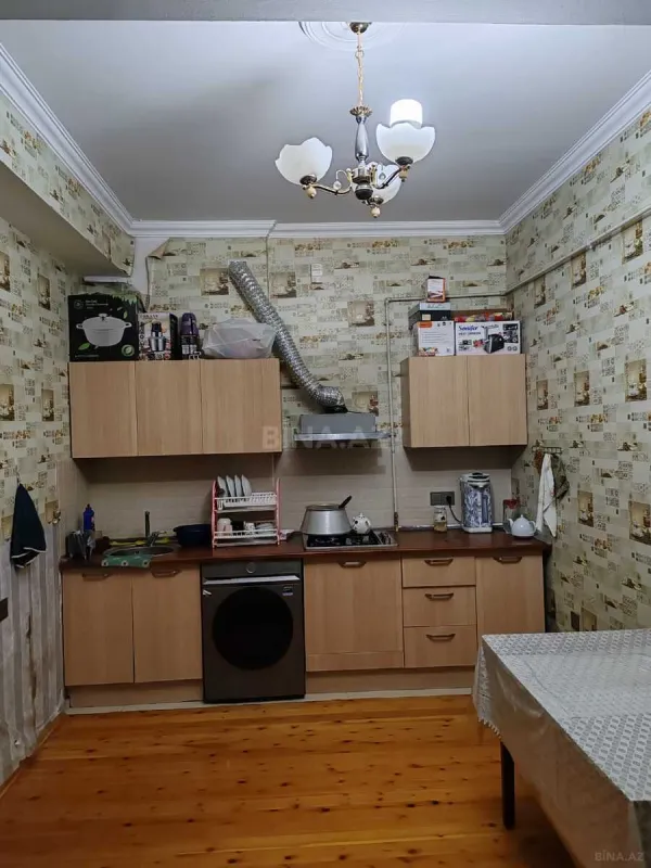 Satılır 3 otaqlı mənzil 107 m²