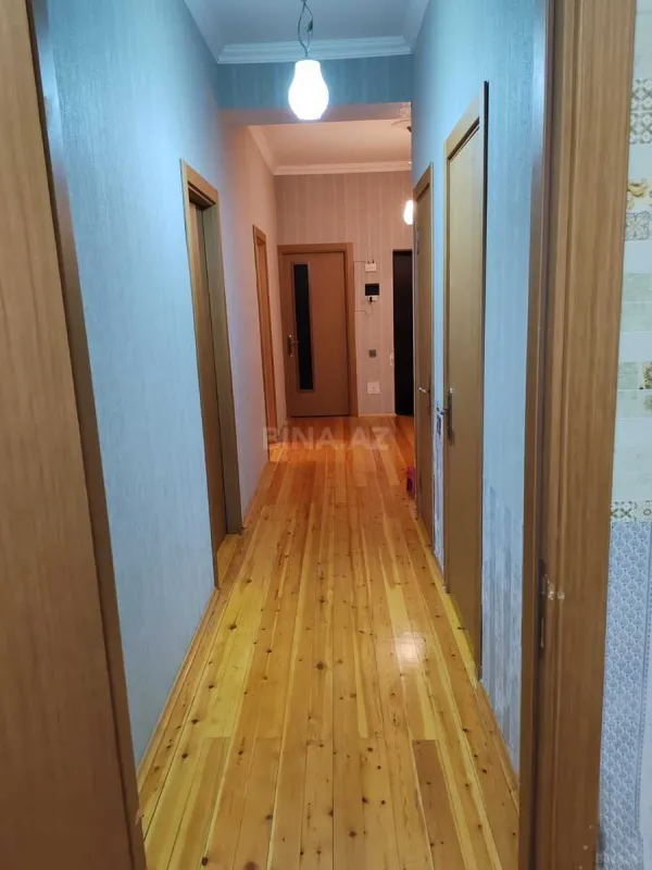 Satılır 3 otaqlı mənzil 107 m²