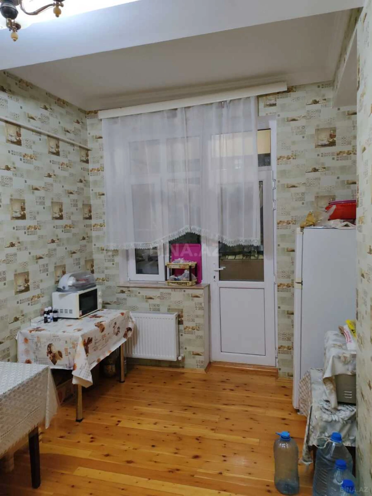 Satılır 3 otaqlı mənzil 107 m²