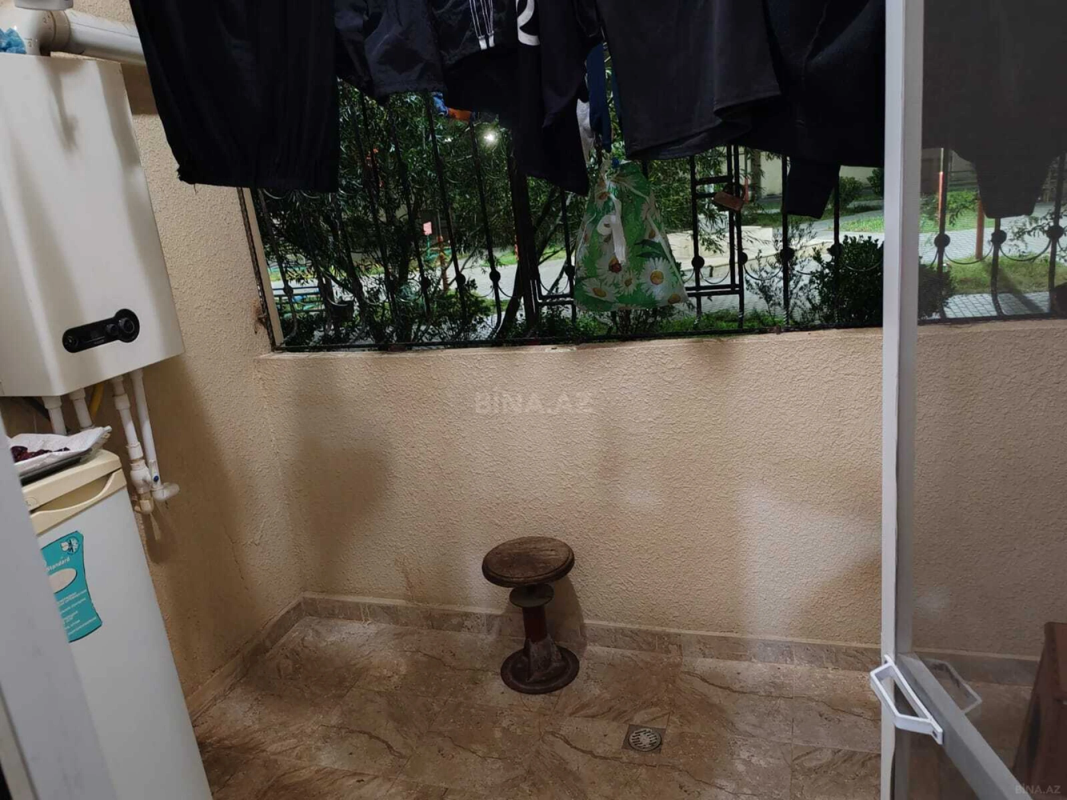 Satılır 3 otaqlı mənzil 107 m²