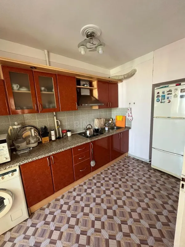 Satılır 3 otaqlı mənzil 86 m²