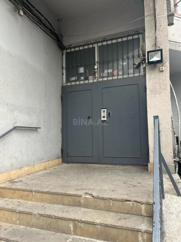 Satılır 3 otaqlı mənzil 86 m²